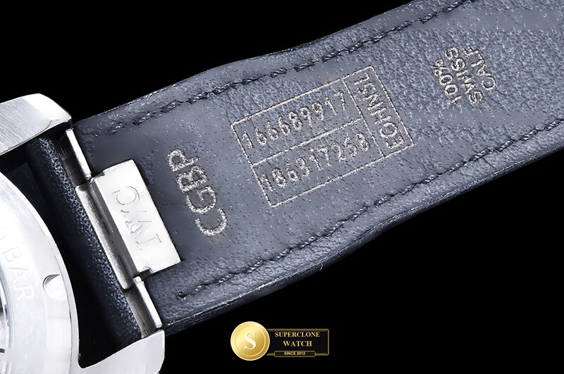 IWC Schaffhausen Ref. IW388101 OCTA - Crown Guard & Dial Lume Verification (Photo 20 of 31)
