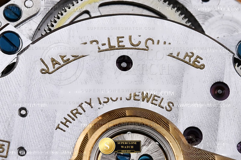 Jaeger-LeCoultre Ref. JL211A ASIAN - On-Wrist Presence & Case Thickness View (Photo 21 of 22)