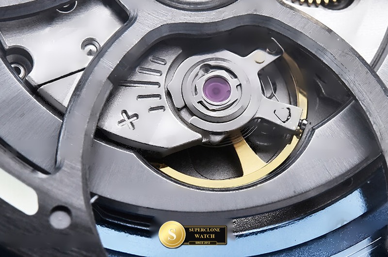 MB&F Ref. MBF003A K1F - On-Wrist Presence & Case Thickness View (Photo 9 of 22)