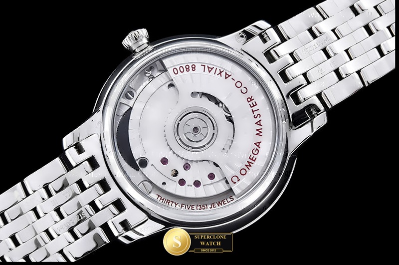 Omega Ref. OMG0870A VSF - On-Wrist Presence & Case Thickness View (Photo 17 of 23)