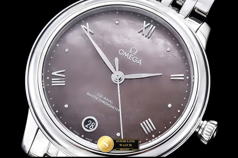 Omega Ref. OMG0870C VSF - Lug-to-Lug & Rehaut Engraving View (Photo 5 of 24)
