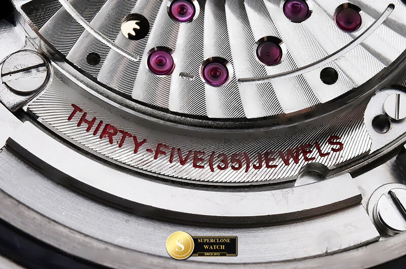 Omega Ref. OMG0890 VSF - On-Wrist Presence & Case Thickness View (Photo 25 of 33)