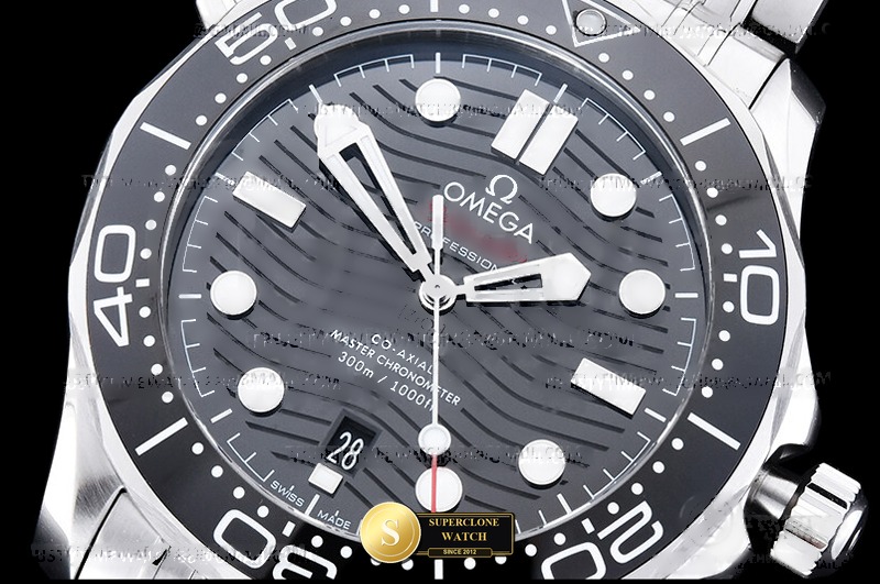 Omega Ref. OMG0894 VSF - Lateral Bezel & Sapphire Crystal Profile (Photo 6 of 32)