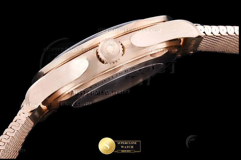 Omega Ref. OMG0900 VSF - On-Wrist Presence & Case Thickness View (Photo 17 of 37)