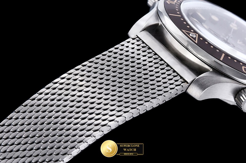 Omega Ref. OMG0903 VSF - Exhibition Caseback & Cloned Calibre Movement (Photo 4 of 33)