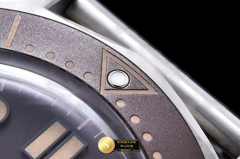 Omega Ref. OMG0903 VSF - On-Wrist Presence & Case Thickness View (Photo 11 of 33)