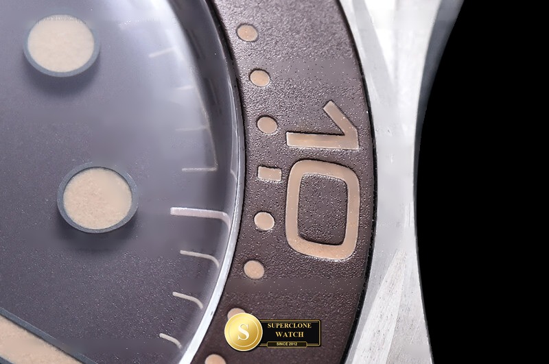 Omega Ref. OMG0903 VSF - Crown Guard & Dial Lume Verification (Photo 12 of 33)