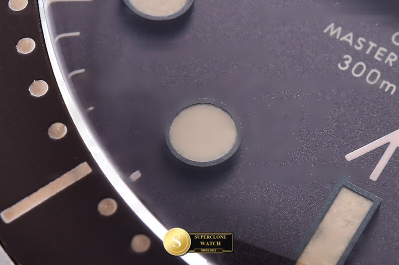 Omega Ref. OMG0903 VSF - On-Wrist Presence & Case Thickness View (Photo 13 of 33)