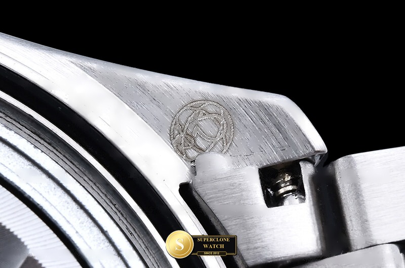 Omega Ref. OMG0904B N1F - On-Wrist Presence & Case Thickness View (Photo 25 of 29)