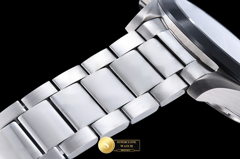 Omega Ref. OMG0904E N1F - Crown Guard & Dial Lume Verification (Photo 10 of 28)