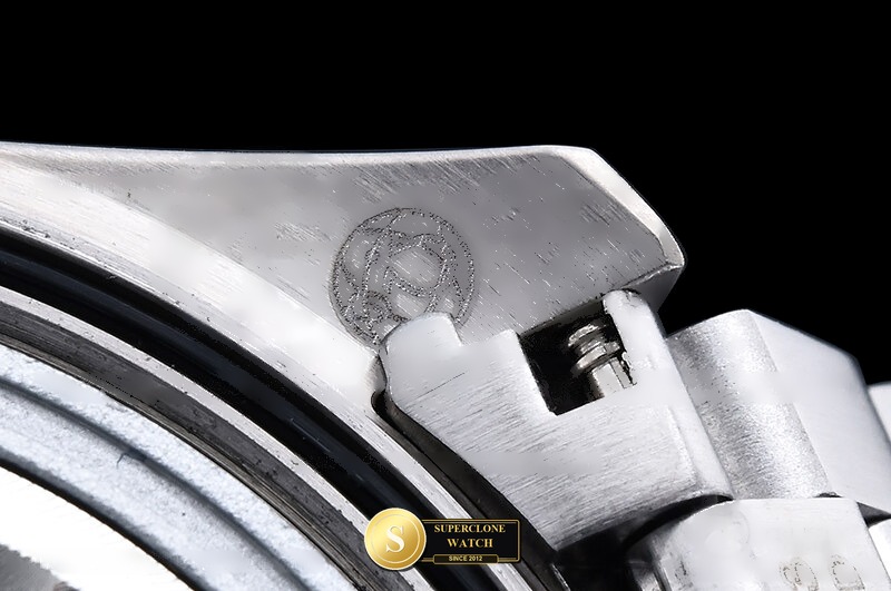 Omega Ref. OMG0904E N1F - Crown Guard & Dial Lume Verification (Photo 26 of 28)