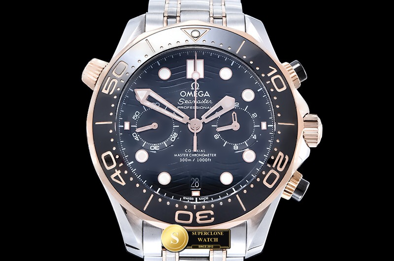 Omega Ref. OMG0905E N1F - Clasp & Solid 904L Bracelet Detail (Photo 3 of 31)