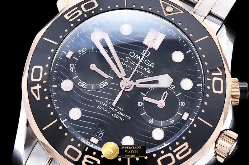 Omega Ref. OMG0905E N1F - Lug-to-Lug & Rehaut Engraving View (Photo 5 of 31)