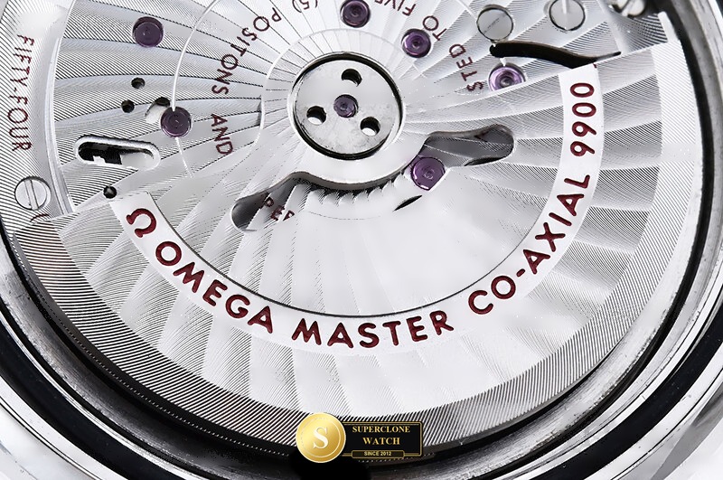 Omega Ref. OMG0905E N1F - Crown Guard & Dial Lume Verification (Photo 28 of 31)