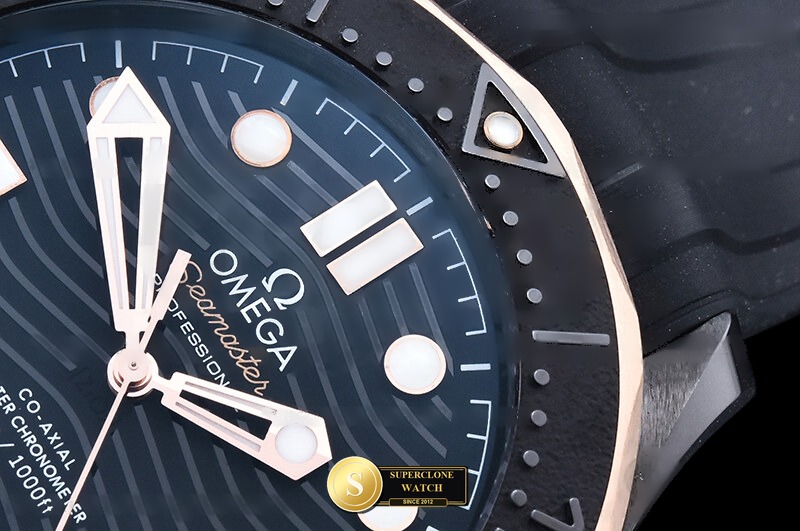 Omega Ref. OMG0911 VSF - Lateral Bezel & Sapphire Crystal Profile (Photo 6 of 32)