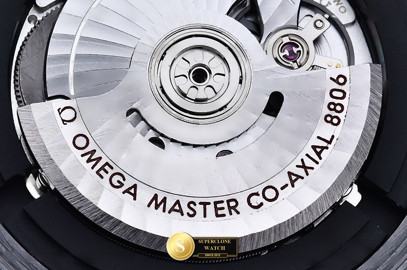 Omega Ref. OMG0911 VSF - On-Wrist Presence & Case Thickness View (Photo 27 of 32)