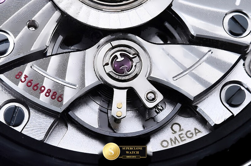 Omega Ref. OMG0918A VSF - On-Wrist Presence & Case Thickness View (Photo 25 of 29)