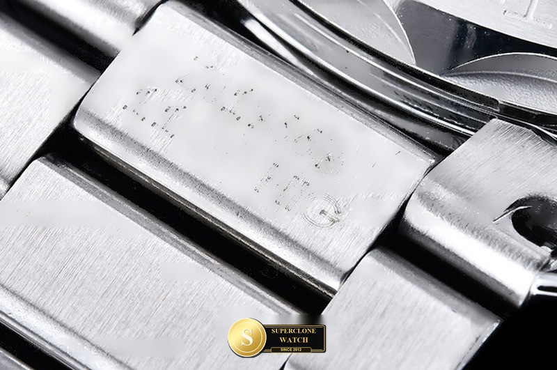 Omega Ref. OMG0918B VSF - On-Wrist Presence & Case Thickness View (Photo 17 of 29)