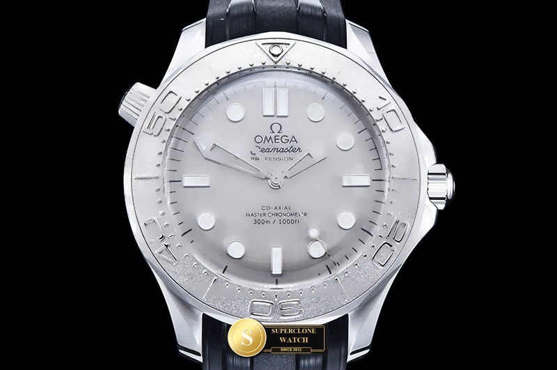 Omega Ref. OMG0924B ORF - Clasp & Solid 904L Bracelet Detail (Photo 3 of 32)