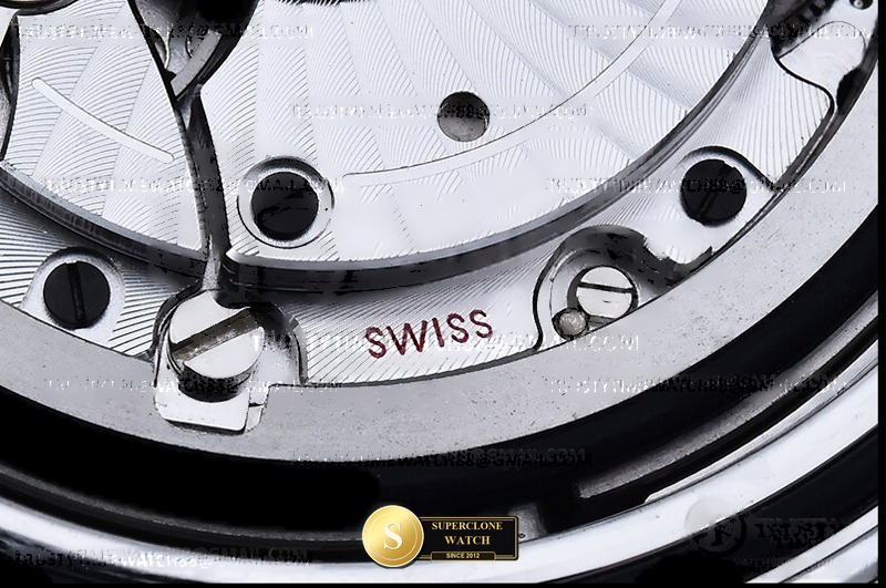 Omega Ref. OMG0924B ORF - On-Wrist Presence & Case Thickness View (Photo 29 of 32)