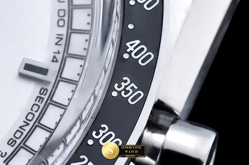 Omega Ref. OMG0926B SMF - On-Wrist Presence & Case Thickness View (Photo 11 of 35)