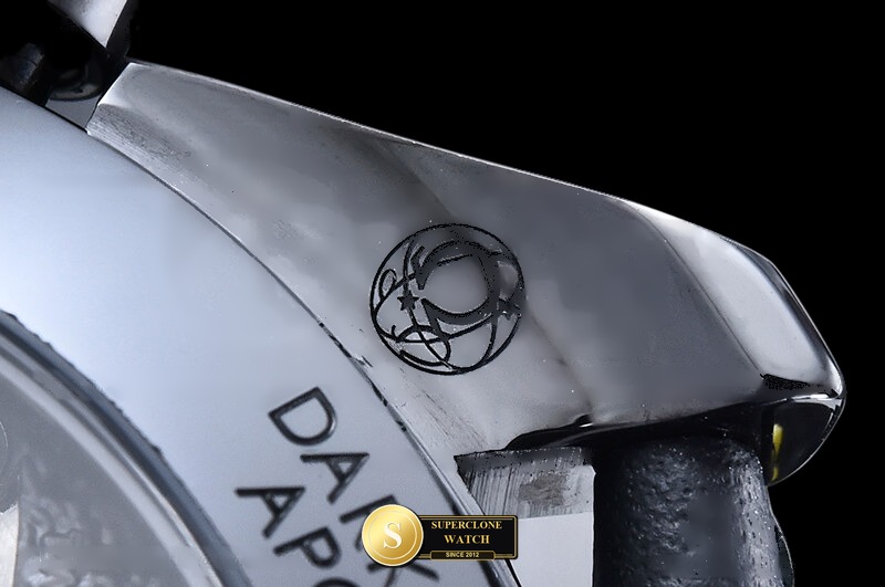 Omega Ref. OMG0927A SMF - On-Wrist Presence & Case Thickness View (Photo 19 of 24)