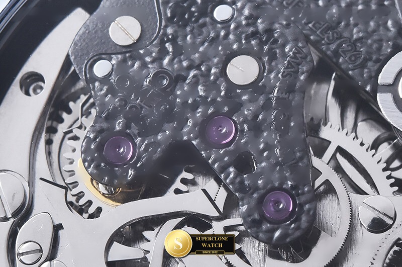 Omega Ref. OMG0927A SMF - Crown Guard & Dial Lume Verification (Photo 20 of 24)