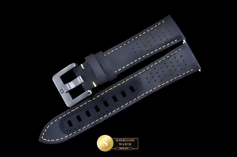 Omega Ref. OMG0927A SMF - On-Wrist Presence & Case Thickness View (Photo 23 of 24)