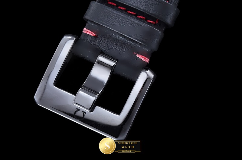 Omega Ref. OMG0928A BLS - On-Wrist Presence & Case Thickness View (Photo 11 of 22)
