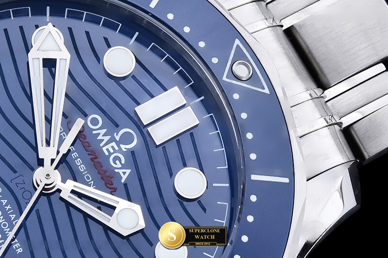 Omega Ref. OMG0929A ORF - Lateral Bezel & Sapphire Crystal Profile (Photo 6 of 35)