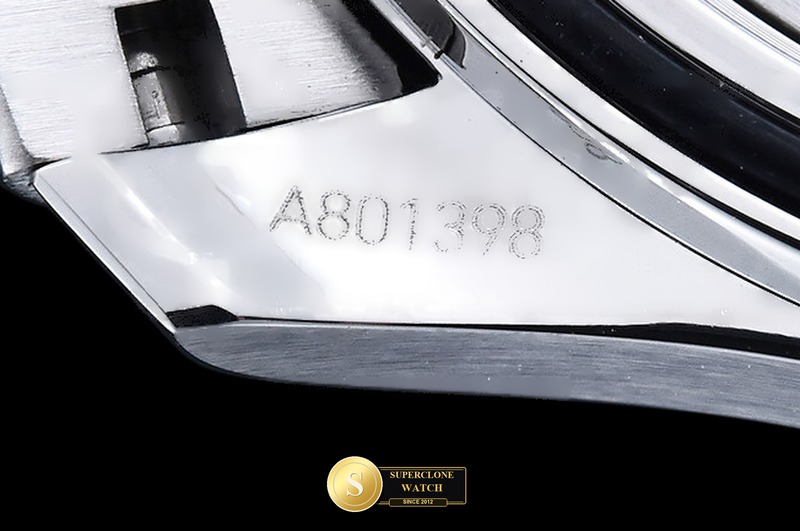 Omega Ref. OMG0929B ORF - On-Wrist Presence & Case Thickness View (Photo 25 of 34)
