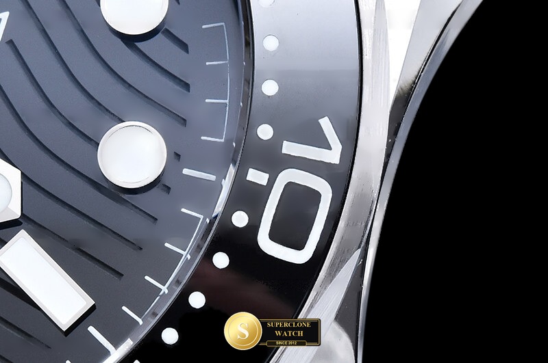 Omega Ref. OMG0929D ORF - On-Wrist Presence & Case Thickness View (Photo 11 of 35)