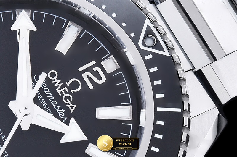 Omega Ref. OMG0933B VS+ - Lateral Bezel & Sapphire Crystal Profile (Photo 6 of 40)