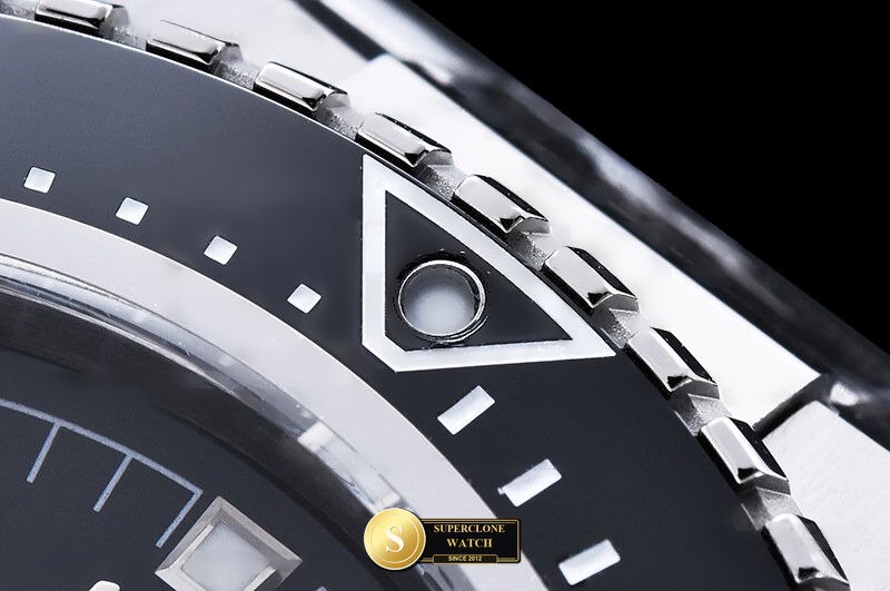 Omega Ref. OMG0933B VS+ - Crown Guard & Dial Lume Verification (Photo 10 of 40)