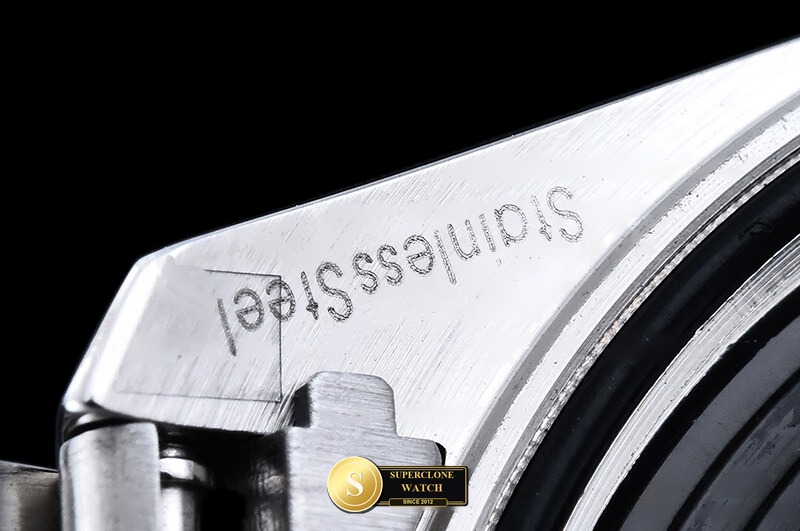 Omega Ref. OMG0937A VSF - On-Wrist Presence & Case Thickness View (Photo 21 of 29)