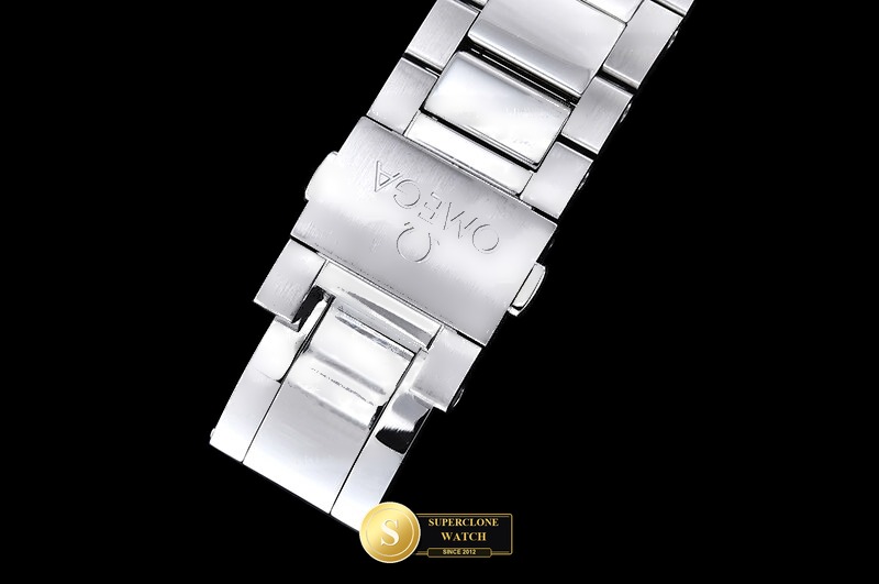 Omega Ref. OMG0937B VSF - On-Wrist Presence & Case Thickness View (Photo 11 of 29)
