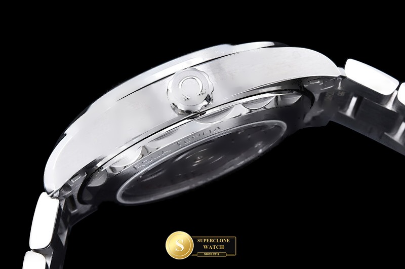 Omega Ref. OMG0937B VSF - On-Wrist Presence & Case Thickness View (Photo 15 of 29)