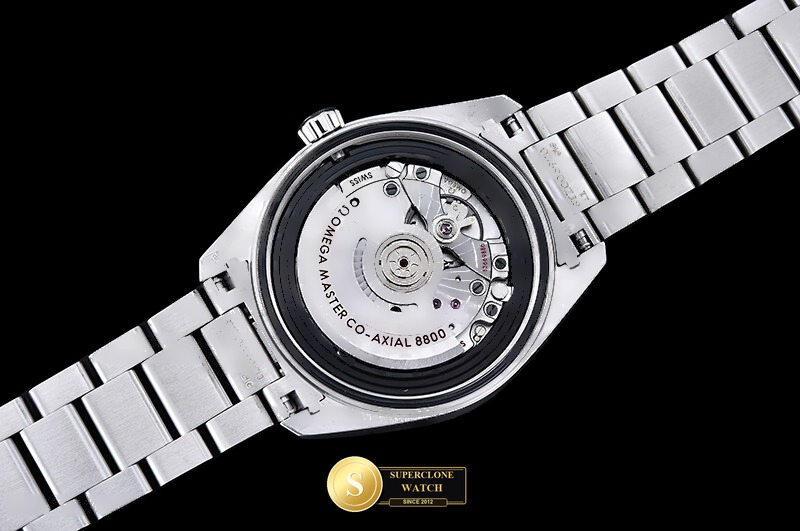 Omega Ref. OMG0937B VSF - On-Wrist Presence & Case Thickness View (Photo 19 of 29)