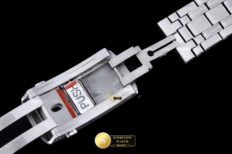 Omega Ref. OMG0938B ORF - On-Wrist Presence & Case Thickness View (Photo 17 of 37)