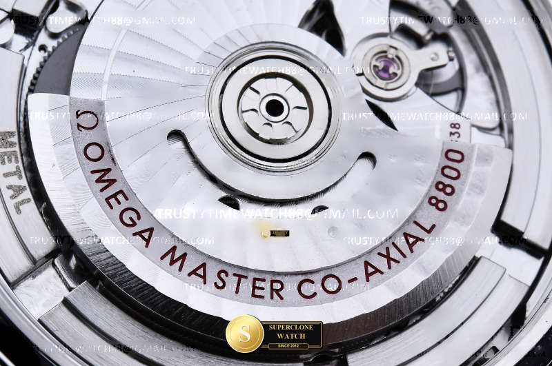 Omega Ref. OMG0938B ORF - On-Wrist Presence & Case Thickness View (Photo 29 of 37)