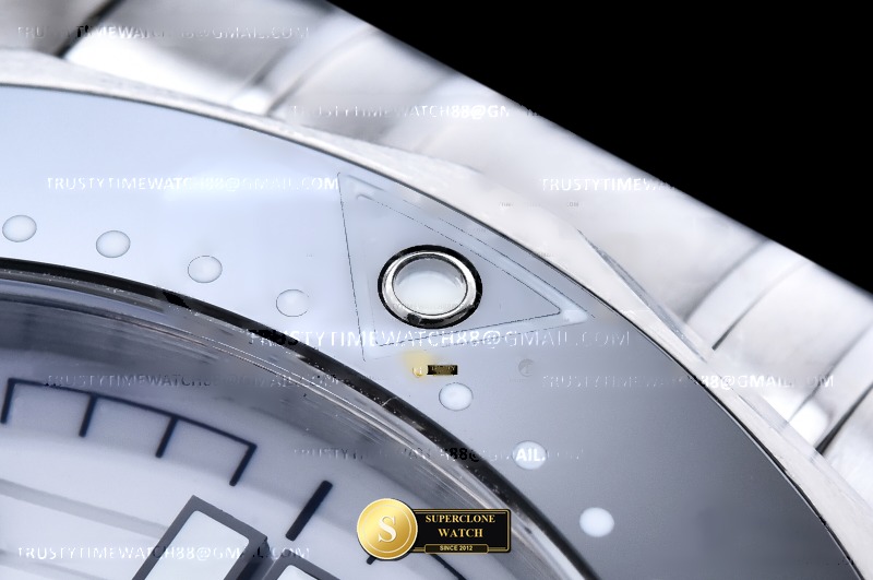 Omega Ref. OMG0938C ORF - Crown Guard & Dial Lume Verification (Photo 10 of 37)