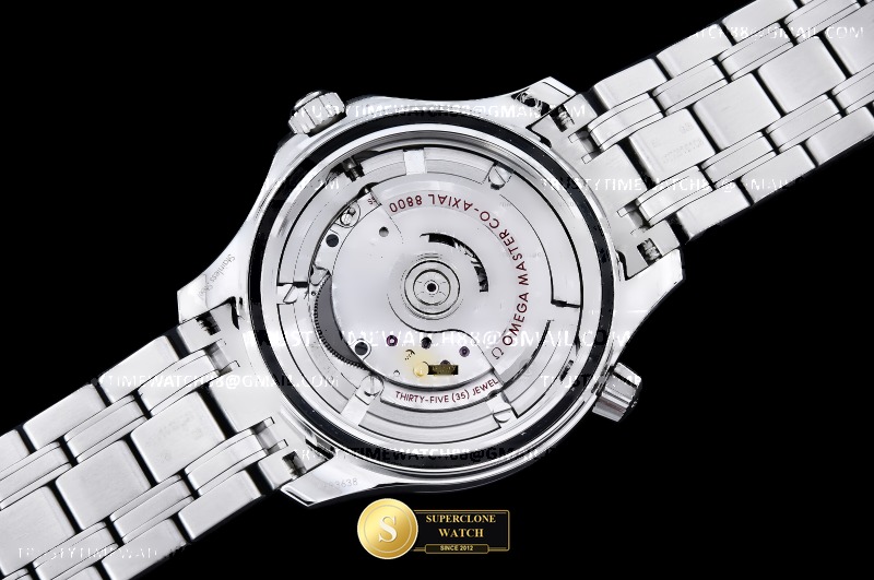 Omega Ref. OMG0938C ORF - On-Wrist Presence & Case Thickness View (Photo 25 of 37)