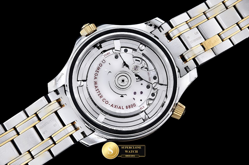 Omega Ref. OMG0939A ORF - On-Wrist Presence & Case Thickness View (Photo 27 of 45)