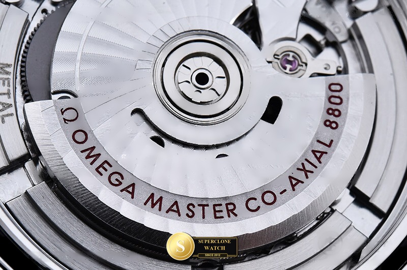 Omega Ref. OMG0939B ORF - On-Wrist Presence & Case Thickness View (Photo 31 of 45)