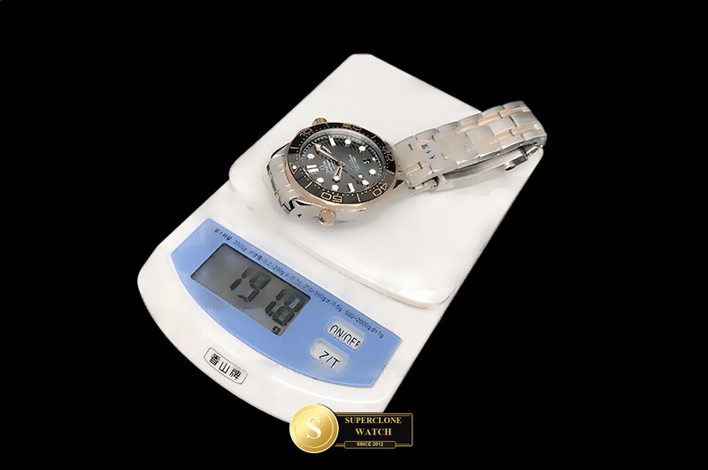 Omega Ref. OMG0939D ORF - On-Wrist Presence & Case Thickness View (Photo 39 of 45)