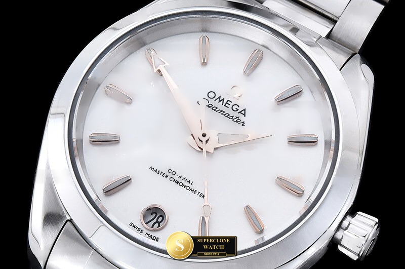 Omega Ref. OMG0944A VS+ - Lug-to-Lug & Rehaut Engraving View (Photo 5 of 29)