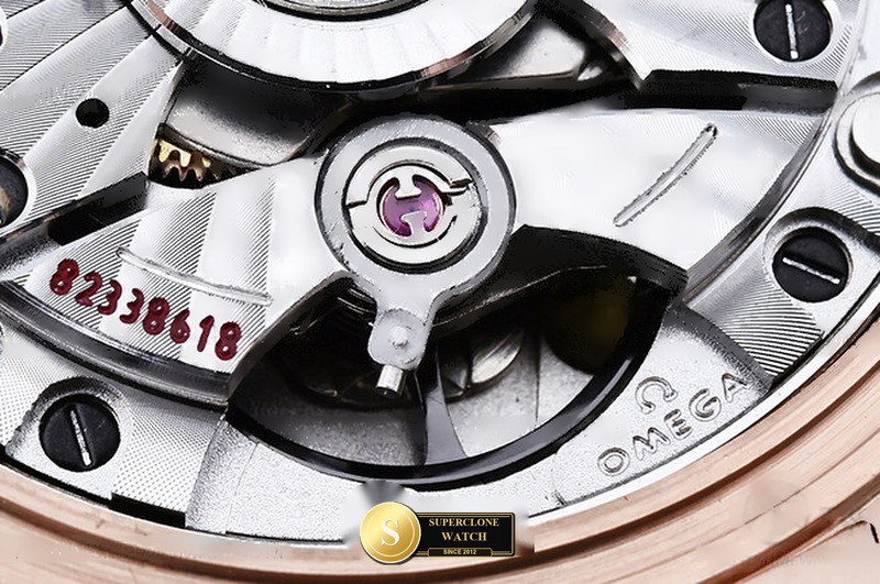 Omega Ref. OMG0895C VSF - On-Wrist Presence & Case Thickness View (Photo 27 of 29)