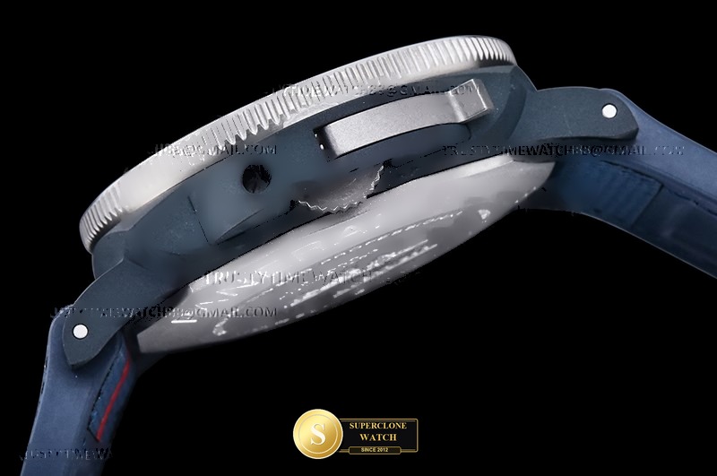 Panerai Ref. PAM1466 VSF - On-Wrist Presence & Case Thickness View (Photo 17 of 30)