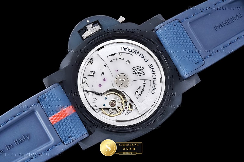 Panerai Ref. PAM1466 VSF - On-Wrist Presence & Case Thickness View (Photo 23 of 30)
