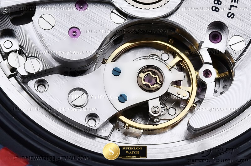 Panerai Ref. PAM1466 VSF - Crown Guard & Dial Lume Verification (Photo 28 of 30)